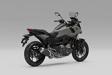 NC750X image 2