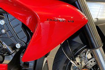 Diavel V4 image 2