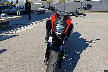 CB500 Hornet image 2