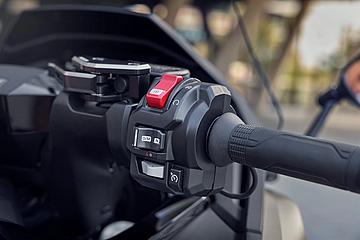 Forza 750 image 1