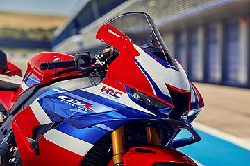 CBR1000RR Fireblade SP image 0