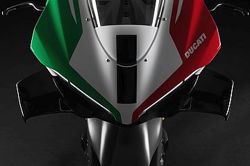 Panigale V4 Tricolore image 2